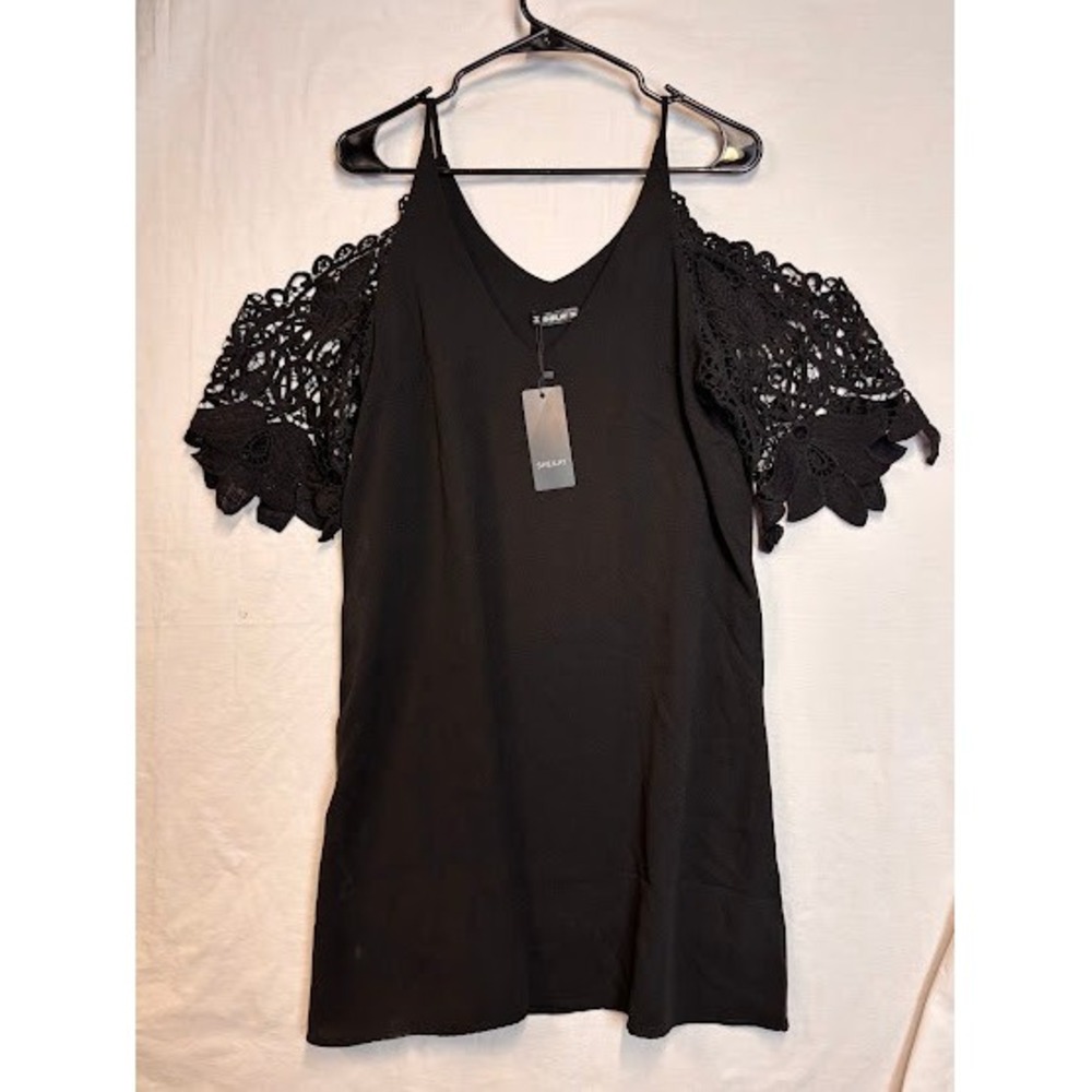 Sheilay Black Cold Shoulder Mini Dress Crochet Lace Sleeve V-Neck Size M NWT